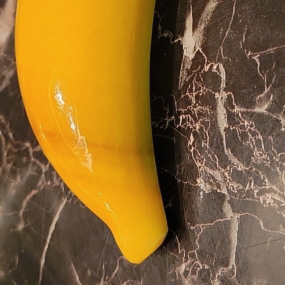 Banana fruit art rock for center table on a bowl mable albatre - Picture 2 of 4